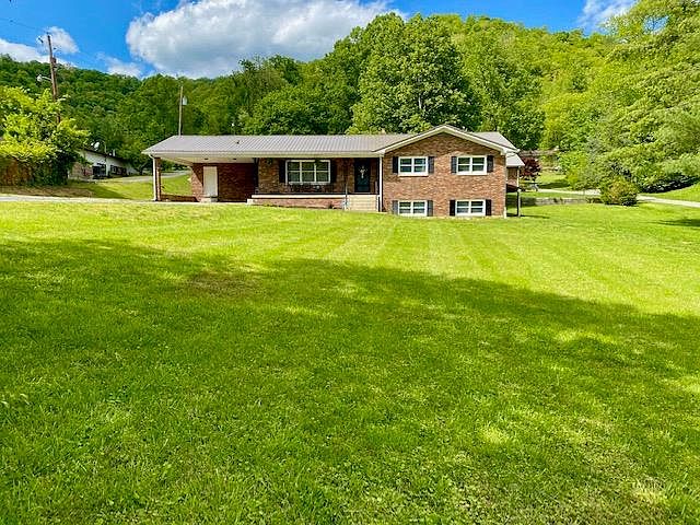 1st image of 30 Sunny Ln