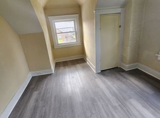 One Bedroom Clean Apt For Rent, Cleveland, OH 44120