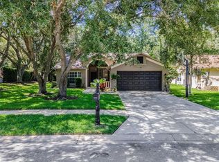 1799 Bayhill Dr, Oldsmar, FL 34677
