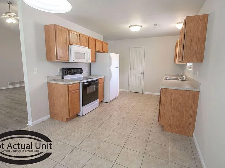 1524 Bodie Dr — Photo 14