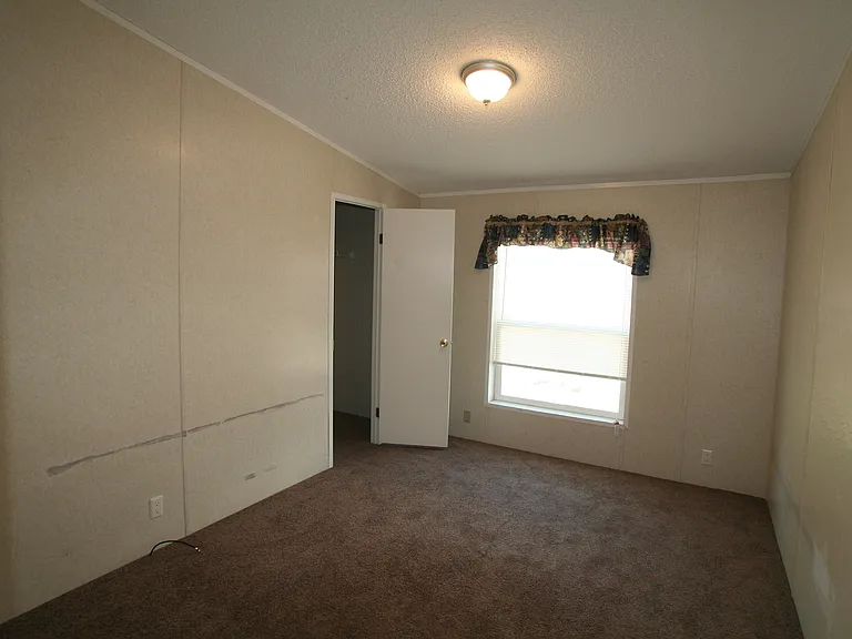 2747 Olivine St — Photo 8