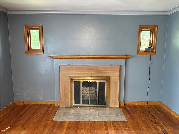 2nd image of 1612 Highview Dr