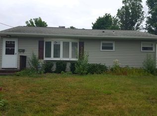 911 Bradley Dr, Wilmington, DE 19808