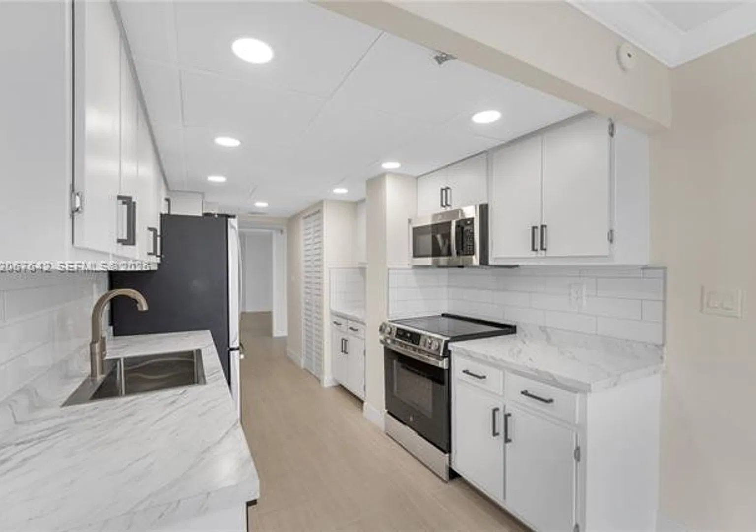 290 174th St cu-1519, Sunny Isles Beach, FL 33160 — Photo 1