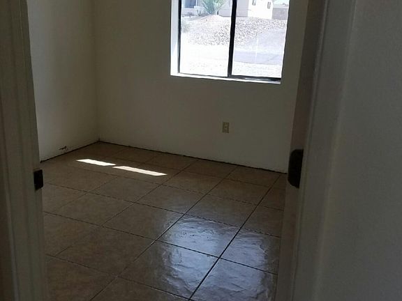 5th image of 2531 Barranca Dr