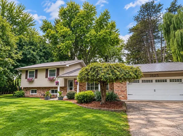 1825 Thunderbird Dr, Saginaw, MI 48609