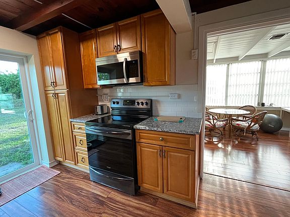 5th image of 1530 Saint Jude Ave
