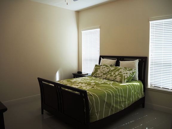 5th image of 3011 S L Ln APT A
