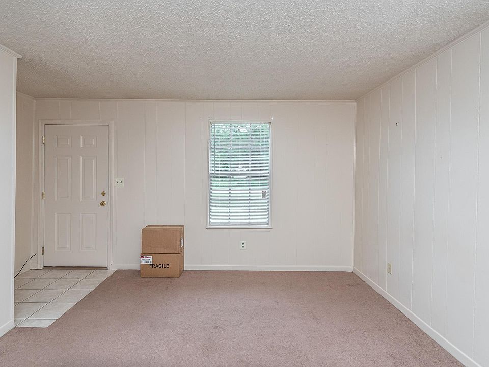1st image of 2422 Eliasberg St #B