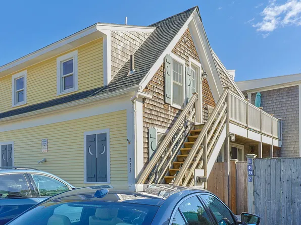 233 Bradford Street APT 9, Provincetown, MA 02657