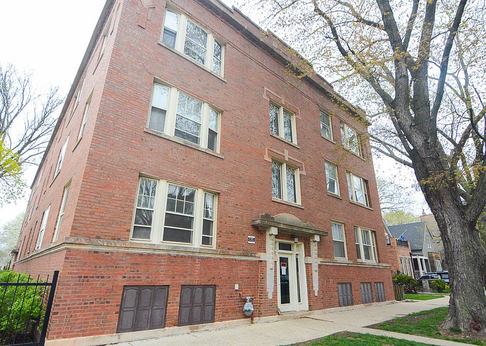 1st image of 1972 W Winona St #1