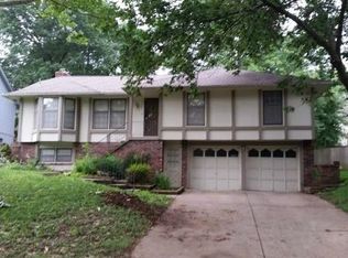 15007 W 93rd St, Lenexa, KS 66215