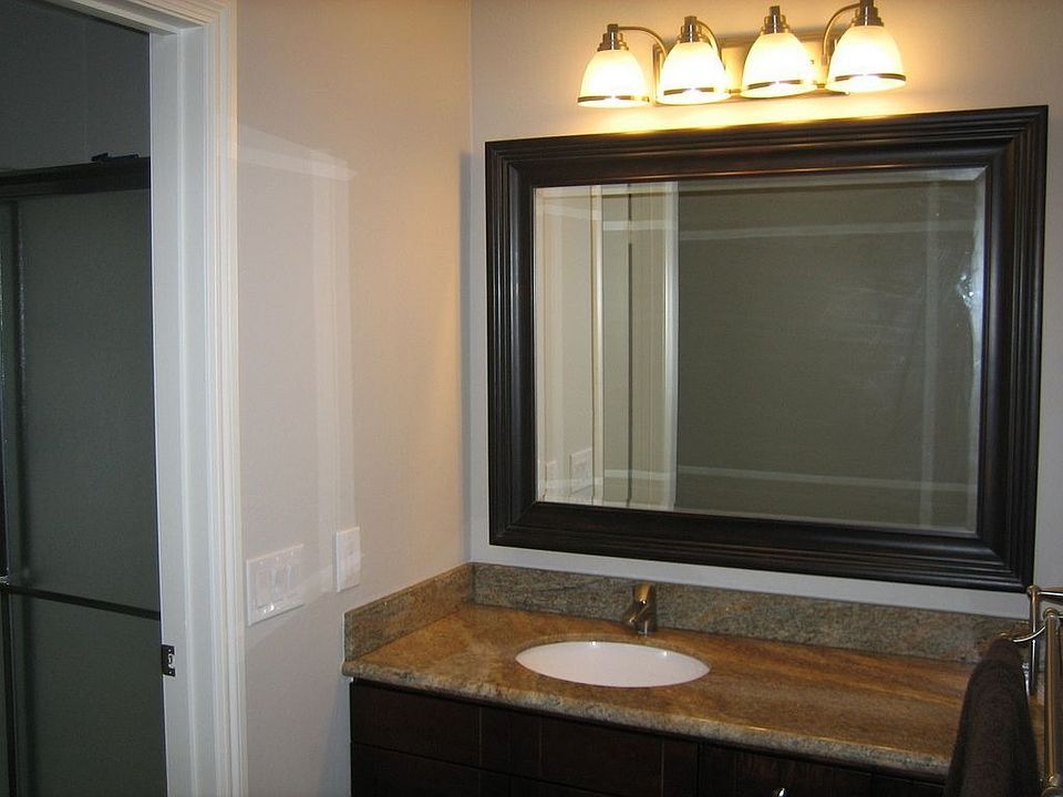 1st image of 320 Vallejo Dr APT 33