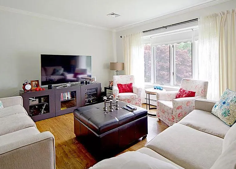 266 Edward Ave #2 — Photo 8