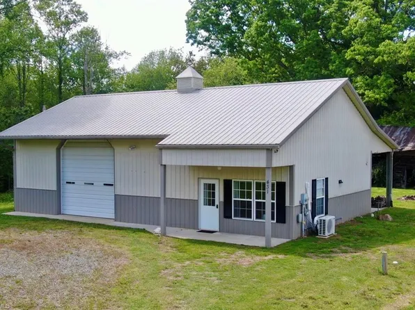 431 Needham Rd, Pilot Mtn, NC 27041