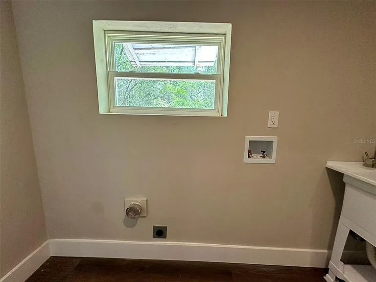 13647 NE 141st Dr — Photo 30