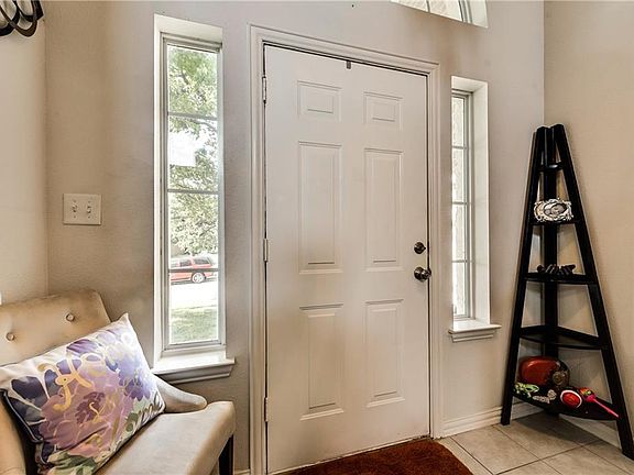 5th image of 529 Mattie Ln