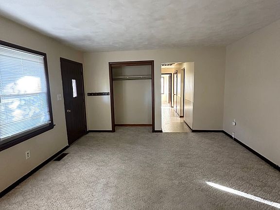 5th image of 217 S West Ave
