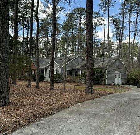4th image of 3319 Stewart Rd