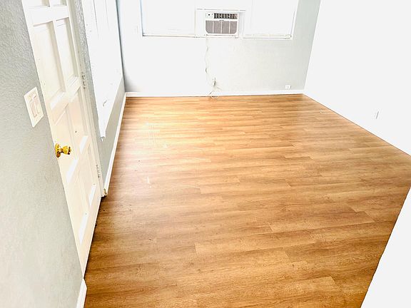 3rd image of 713 Gladwin Ave #1