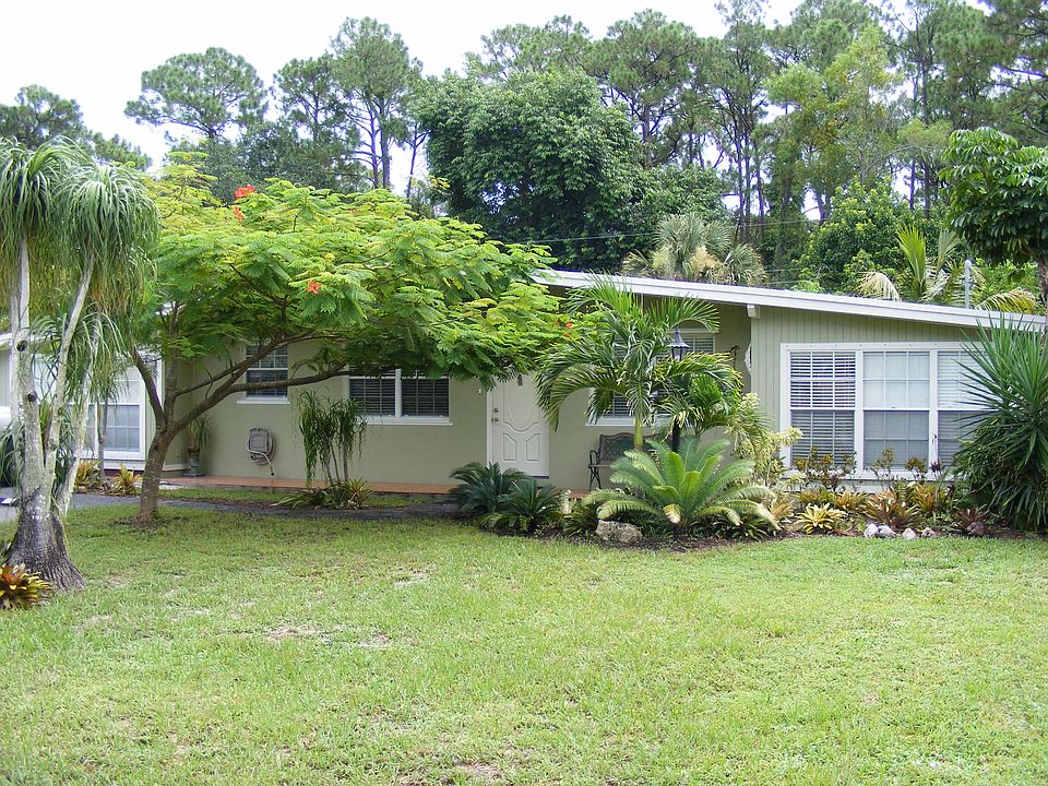 1st image of 318 Forest Estates Dr