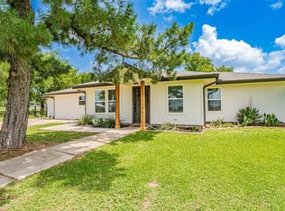 4200 Greenwood Rd, Weatherford, TX 76088