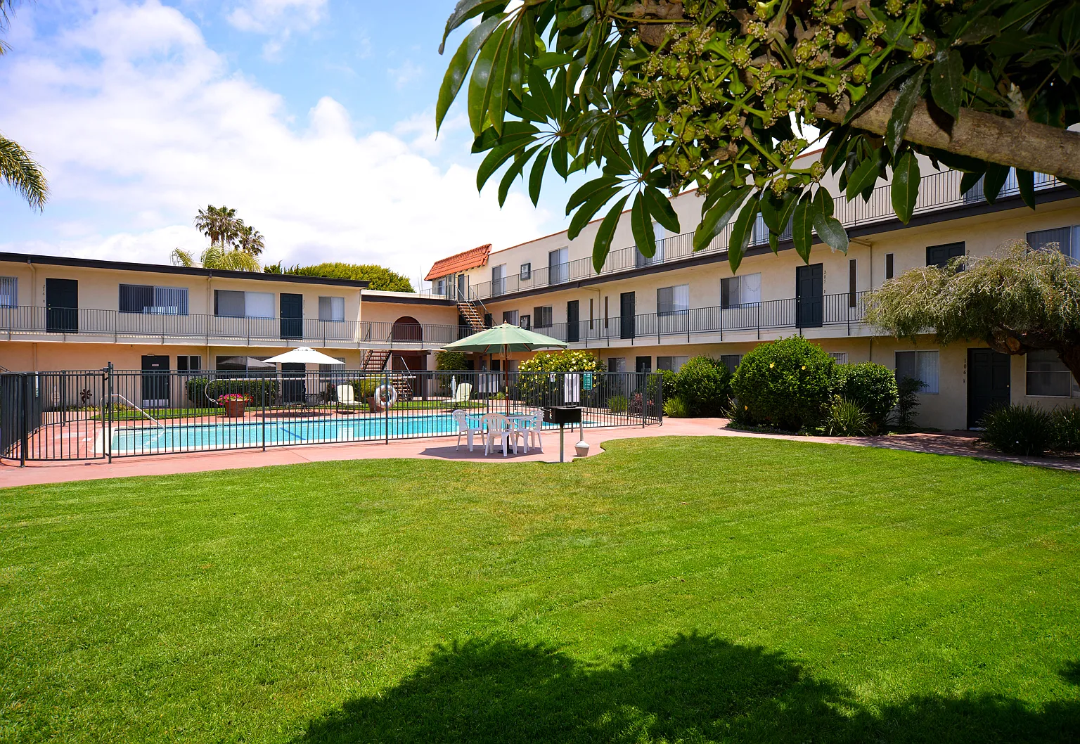 Ocean View Townhomes — Photo 1