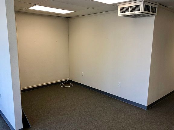 5th image of 4823 Camp Bowie Blvd