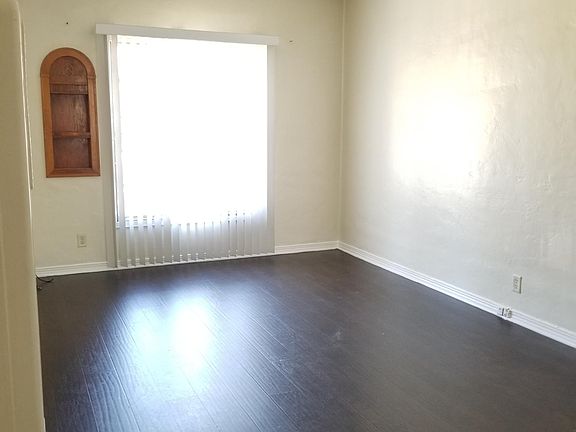 3rd image of 4129 E Ocean Blvd #206