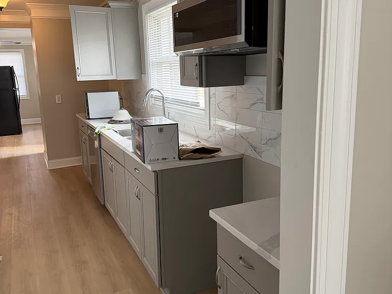 1409 Jackson St — Photo 14