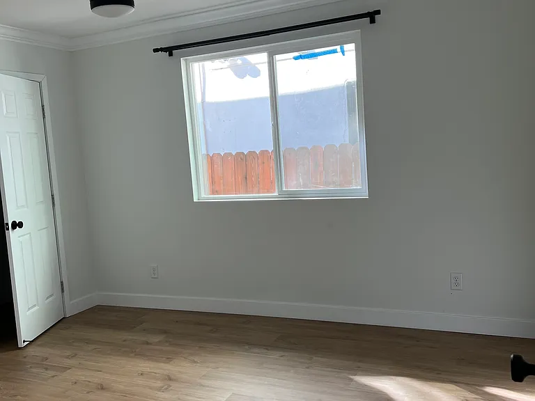 5300 Romaine St #0 — Photo 19