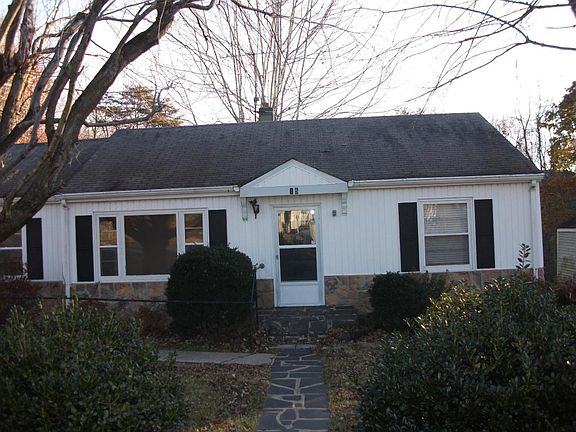 2nd image of 15 Fairlawn Dr