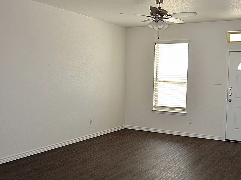 5302 Rose Garden Loop #B — Photo 7