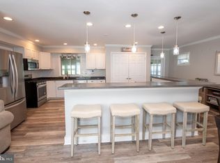 408 Chestnut Rd, Warminster, PA 18974