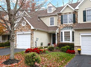 58 Patriot Hill Dr, Basking Ridge, NJ