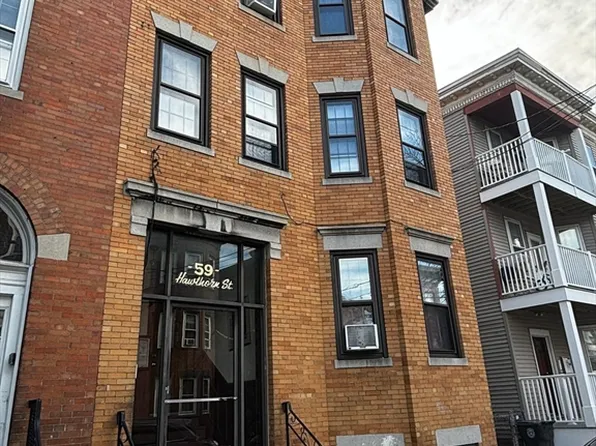 59 Hawthorne St, Chelsea, MA 02150