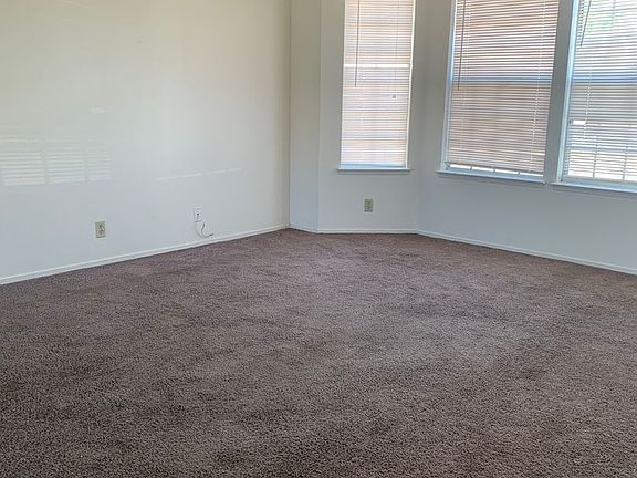 3rd image of 1028 Heartwood Way