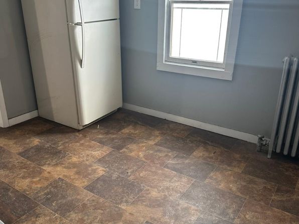 183 Chestnut St APT 2