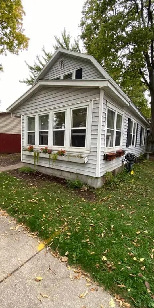 Charming 4 Bedroom Single-Family Home Near UW-La Crosse & Weigent-Hogan Park — Photo 2