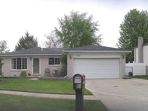 31688 Cindy Dr photo 1