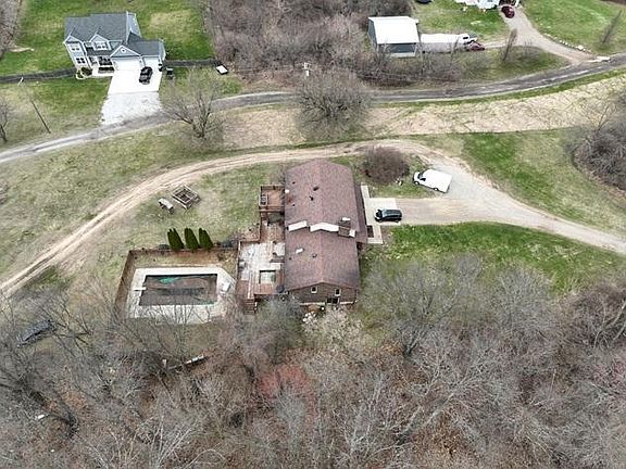 3rd image of 3899 N Latson Rd