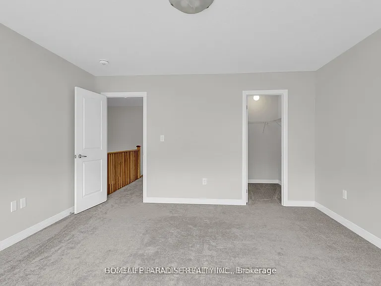 15 Blacklock St E #3 — Photo 11