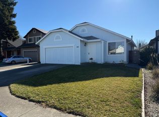 2408 Erickson Ct, Santa Rosa, CA 95401