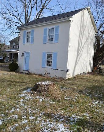 2nd image of 4221 Bragg St