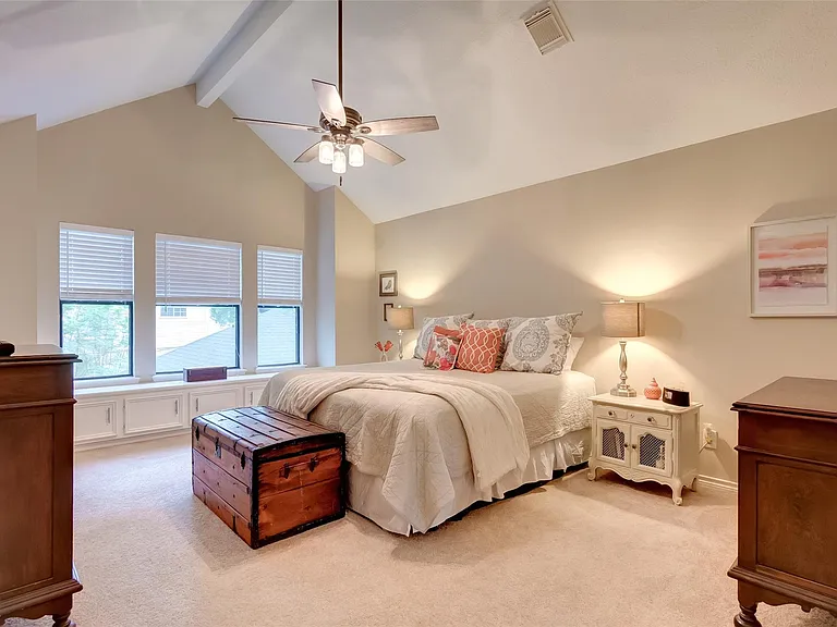 13011 Finch Brook Dr — Photo 37
