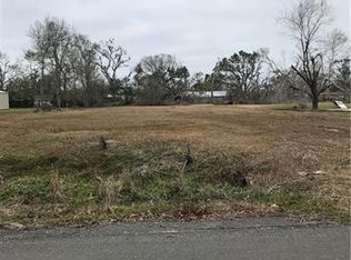 Tara Dr, Sulphur, LA 70665