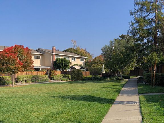 5th image of 1522 Canna Ct