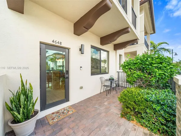 4648 NW 83rd Ave, Doral, FL 33166