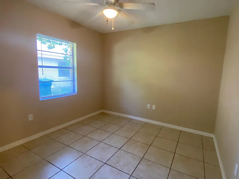 917 Sunshine Way SW — Photo 22