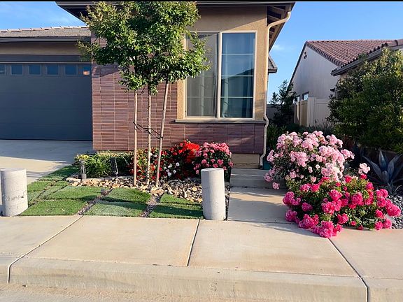 2nd image of 1627 Spring Run Ln